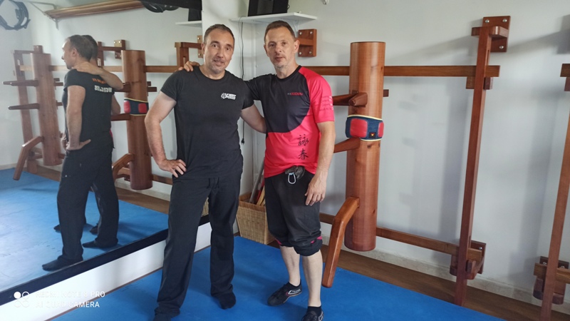 kung fu academy di Sifu Salvatore Mezzone, arti marziali wing chun, weng chun, wing tsun, tai chi quan, chi kung, sanda e sport dacombattimento, shaolin cina.jpg (1)